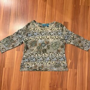 whimsical artsy floral rustic green and blue 3/4 sleeve tee